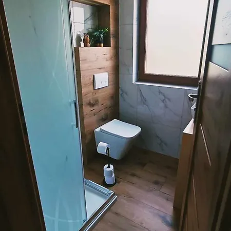 Na Brzyzku - W Gorach Z Balia Z Jacuzzi Vakantiehuis