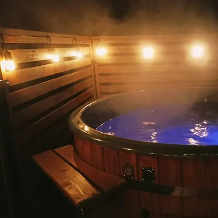 펜션 Na Brzyzku 자코파네